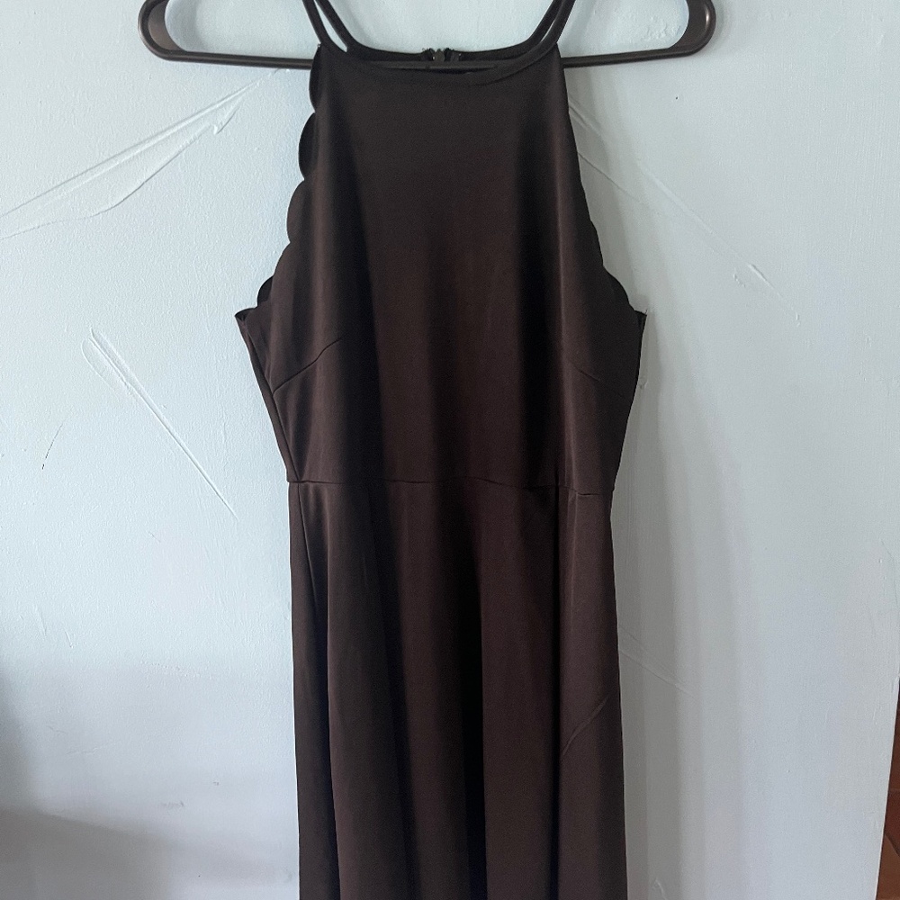 Women’s Medium solid black scalloped skater dress  zip closure sleeveless
